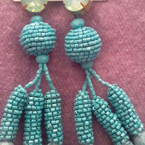 Nwt Mia statement earrings - Picture 3 of 5